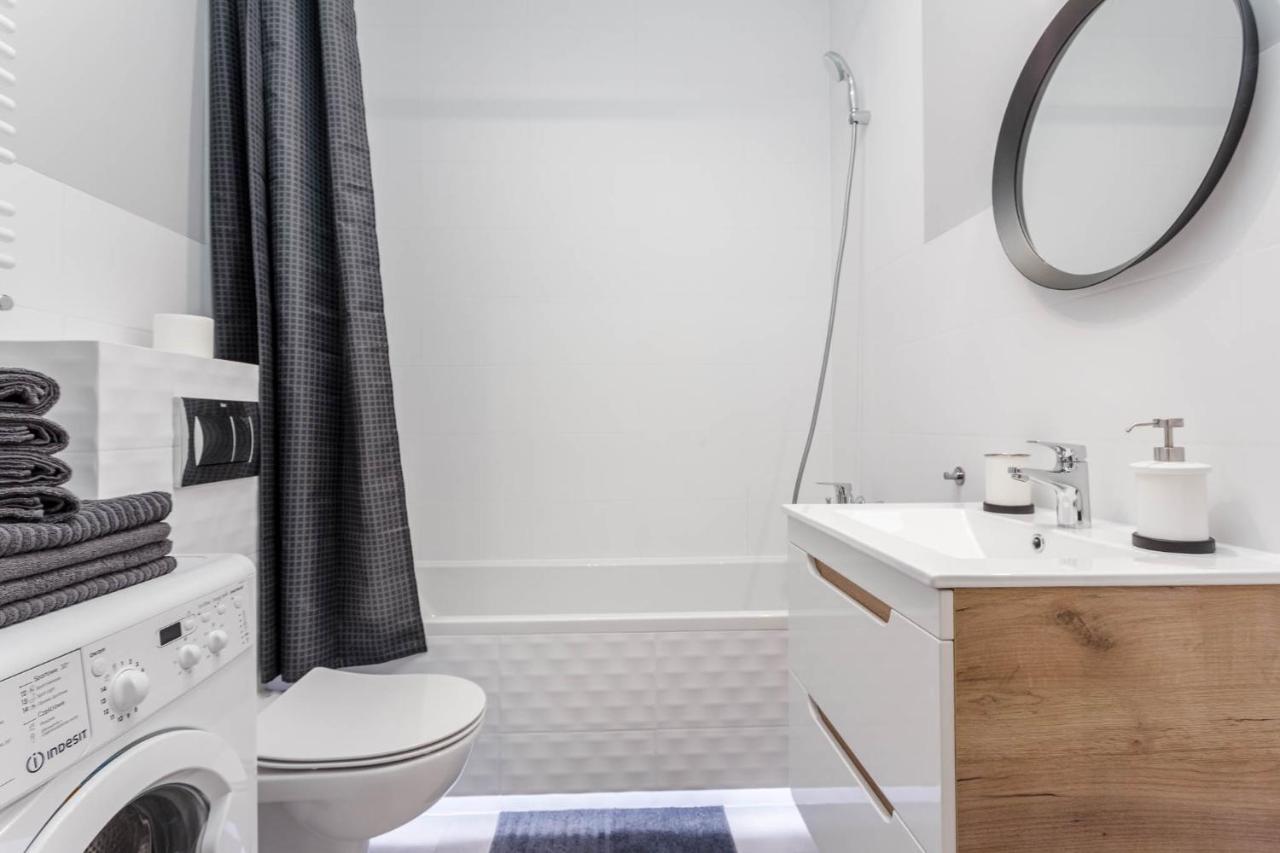 Chill Airport Apartment